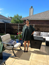 Load image into Gallery viewer, GREEN FLOWY SHIRT SET
