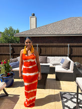 Load image into Gallery viewer, ORANGE STRIPE MAXI DRESS
