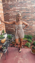 Load image into Gallery viewer, LEOPARD PRINT SHORT SET

