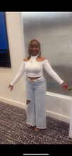 Load image into Gallery viewer, WHITE COLD SHOULDER TOP
