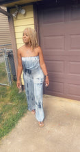 Load and play video in Gallery viewer, GO WITH THE FLOW JUMPSUIT
