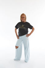 Load image into Gallery viewer, RIPPED KNEE WIDE LEG JEAN
