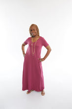 Load image into Gallery viewer, MAGENTA SIMPLY CUTE MAXI DRESS
